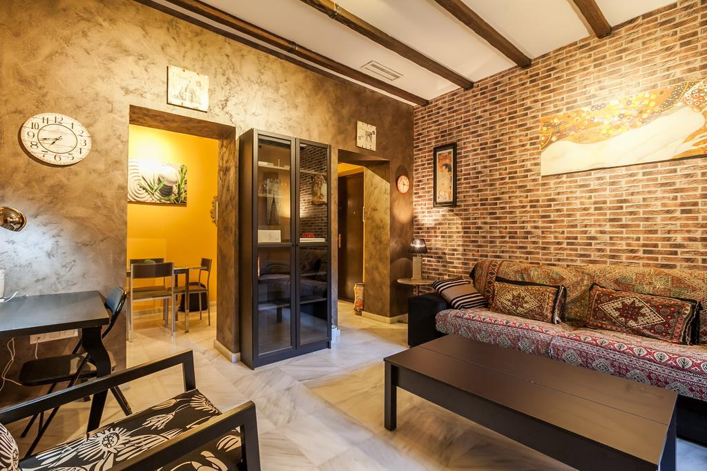 Alf8 Apartamento En Triana Con Dos Terrazas Seville Exterior photo