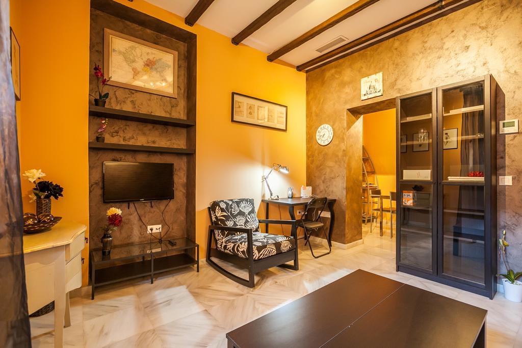 Alf8 Apartamento En Triana Con Dos Terrazas Seville Exterior photo